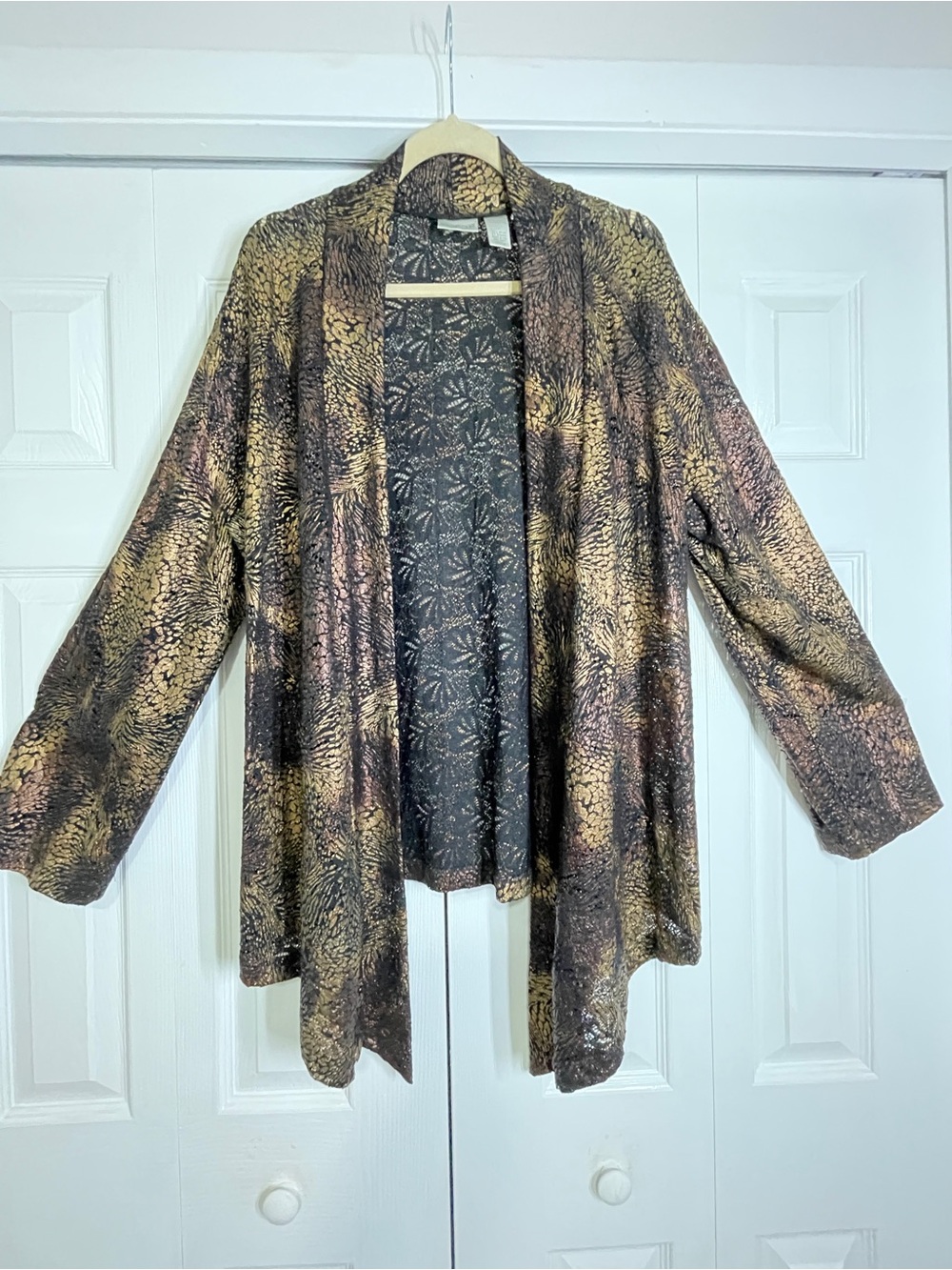 Chico’s Size 3 Black Gold Bronze Open Front Draped Jacket Metallic Print